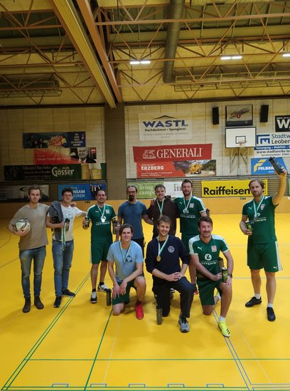 2_platz_fc_caterpillarshrub